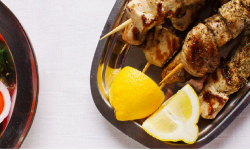 30 minuti di Preparazione + 10 di Cottura: Ricetta Souvlaki