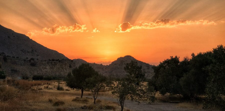 dedicato a tutti i Greci e a tutte le persone affette da Mal di Grecia: con Rispetto e Amore…