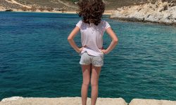 E’ questa la libertà che vi regalano le spiagge in Grecia?