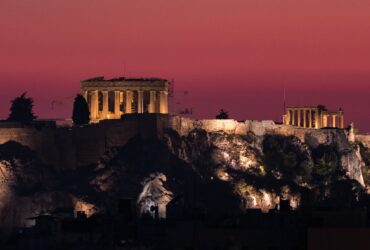 Pasqua in Grecia? Tour Grecia Classica con Monasteri delle Meteore